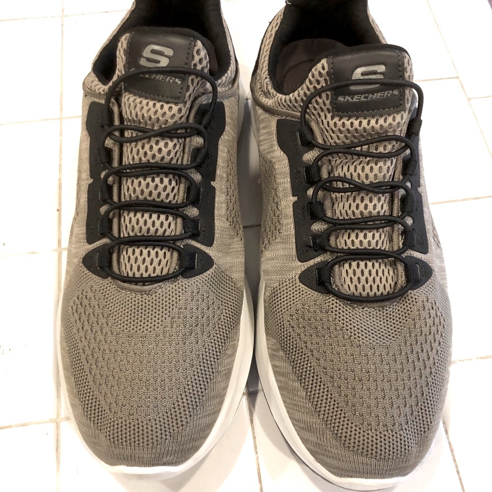 Sketchers Men’s Delson-Brewton Sneakers